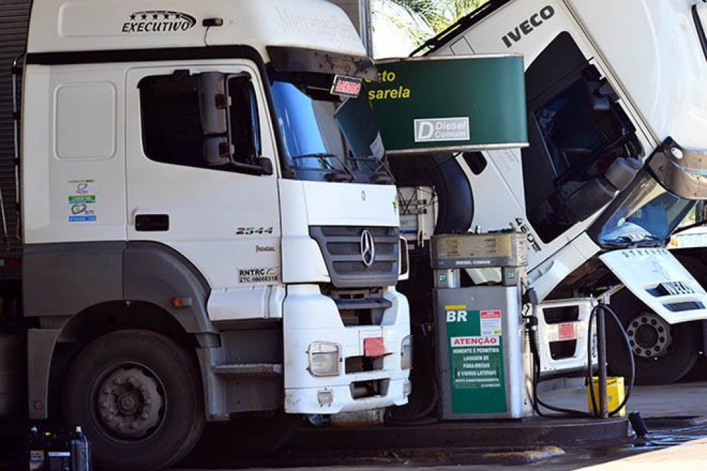 Queda no valor do diesel pode reduzir valores de fretes